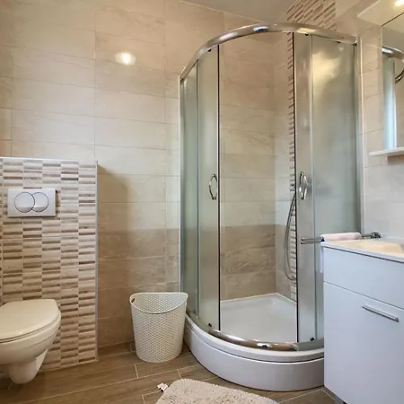 Charming Aurora With Private Pool 200m From The For Up To 10 Persons - Wiibuk * Banjole