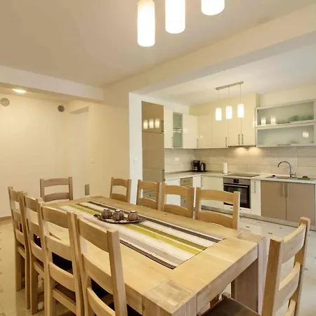 Charming Aurora With Private Pool 200m From The For Up To 10 Persons - Wiibuk Villa