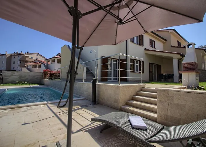 Charming Aurora With Private Pool 200m From The For Up To 10 Persons - Wiibuk * Banjole